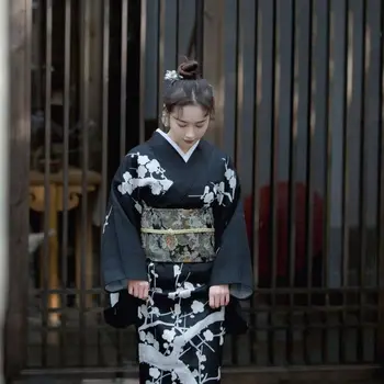 2023 Vintage Stiliaus Moterų Ilga Suknelė ir Tradicinis Japonijos Kimono Juoda Spalva Yukata Chalatas Cosplay Apranga Fotografijos Suknelė