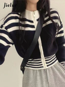 Jielur Korėjos Elegantiškos Prancūzų Derliaus Moterų Megztinis Plonas Juosmens Megztas Dryžuotas Megztinis Moteris Balta Juoda Laisvi Megztiniai Moteris