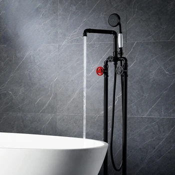 Visi vario vonia krašto vonios kambarys, dušas, maišytuvas, juodos spalvos retro pramonės stiliaus grindys vonios rinkinys